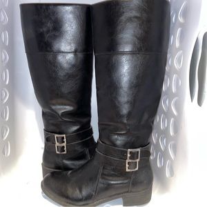 Rarely worn Arizona Denmark knee high riding boot, black